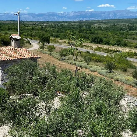 Casa de Férias 3 Bedroom Gorgeous In Zagrad *