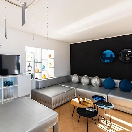 3 Bedroom Gorgeous In Zagrad Nadin
